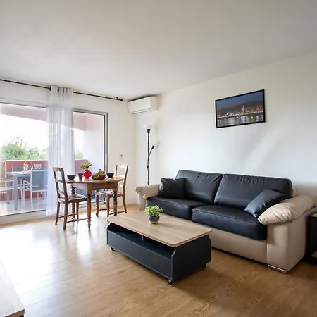 Le Tivoli By Interhome