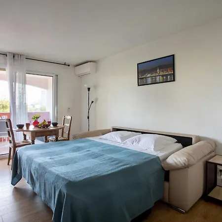 Tivoli Des Anges By Interhome Villeneuve-Loubet