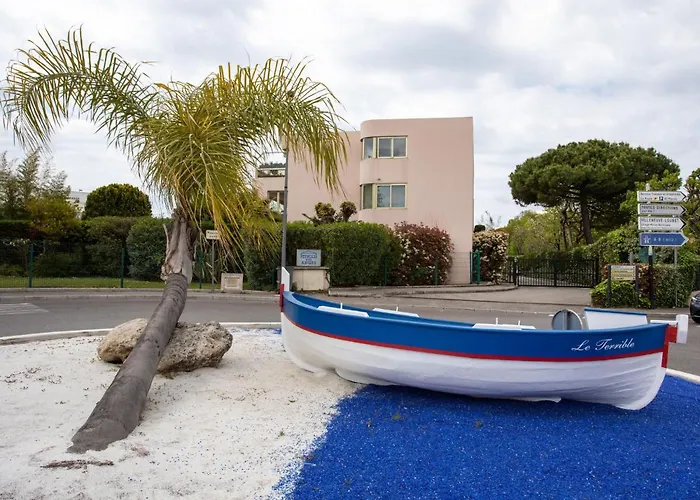 Le Tivoli By Interhome Daire Villeneuve-Loubet